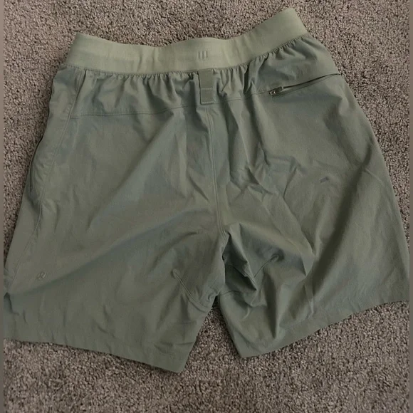 Lululemon License to Train Medium Light Green Shorts - Picture 2 of 4